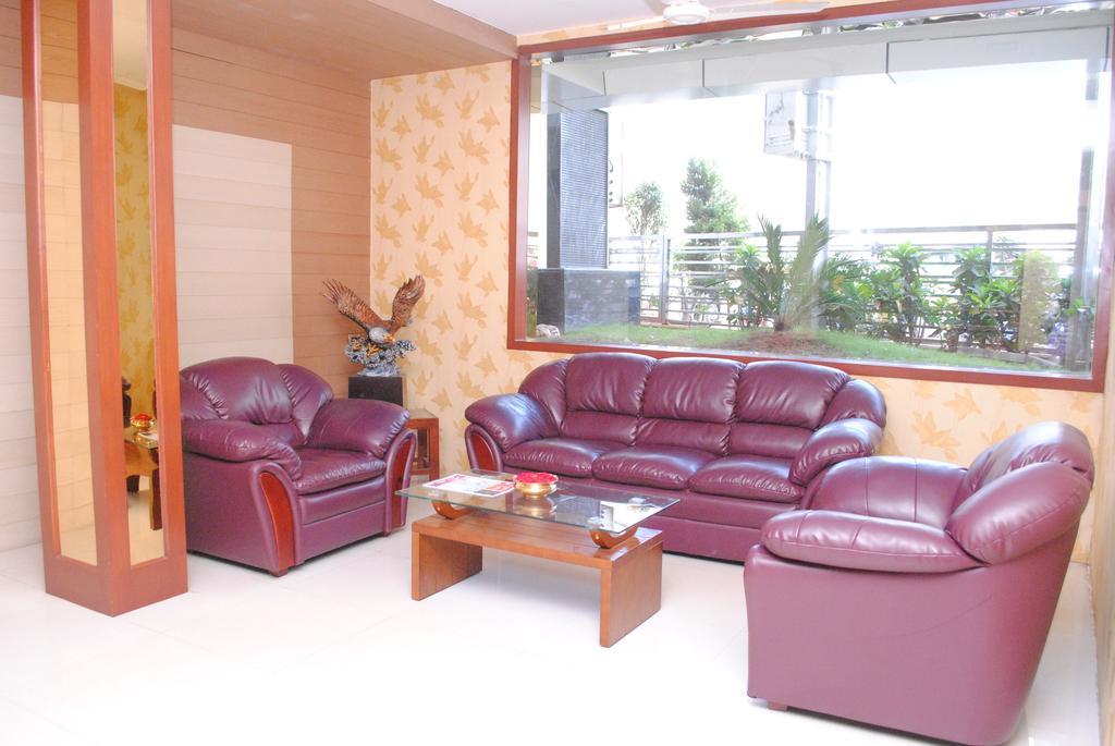 Everestparkresidency Hotel Tiruchirappalli Exterior photo